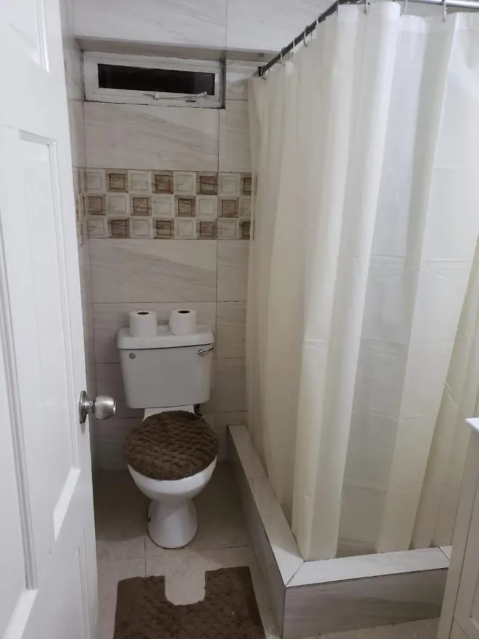 Mango Vert Apartment Arima Dom wakacyjny
